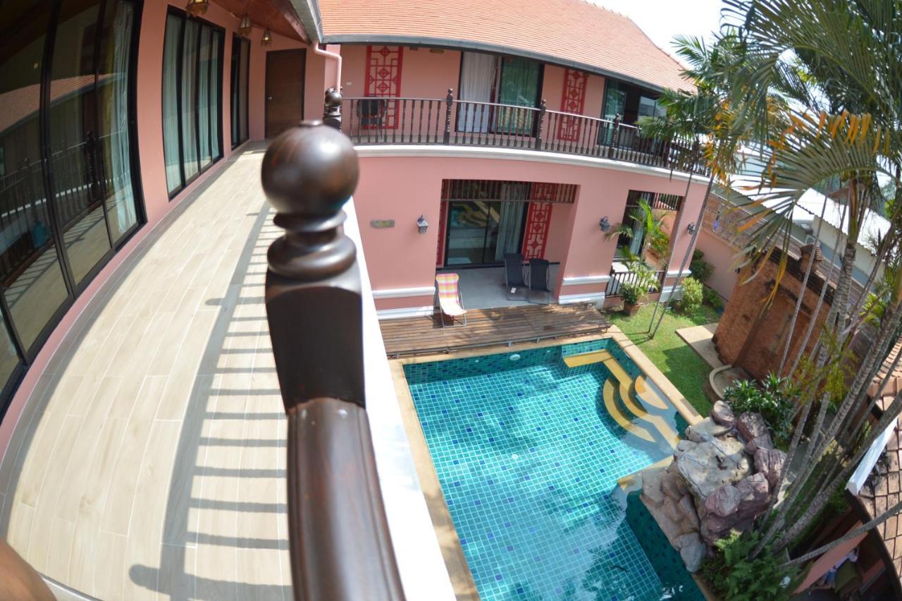 พระตำหนักวิลล่า 10 ห้องนอน พร้อมสระว่ายน้ำส่วนตัว Pattaya Luaran gambar